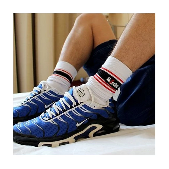 White Socks Sk8erboy Deluxe – prémium fehér-piros zokni
